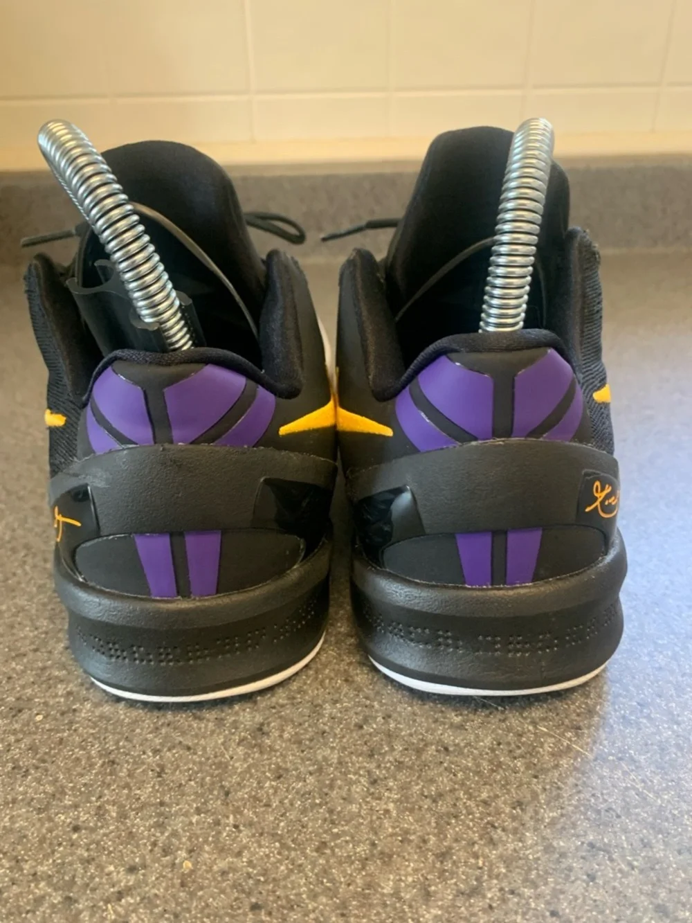 Nike Kobe 8 Protro Lakers Away Boys 4.5 Black Gold Basketball Sneakers EUC